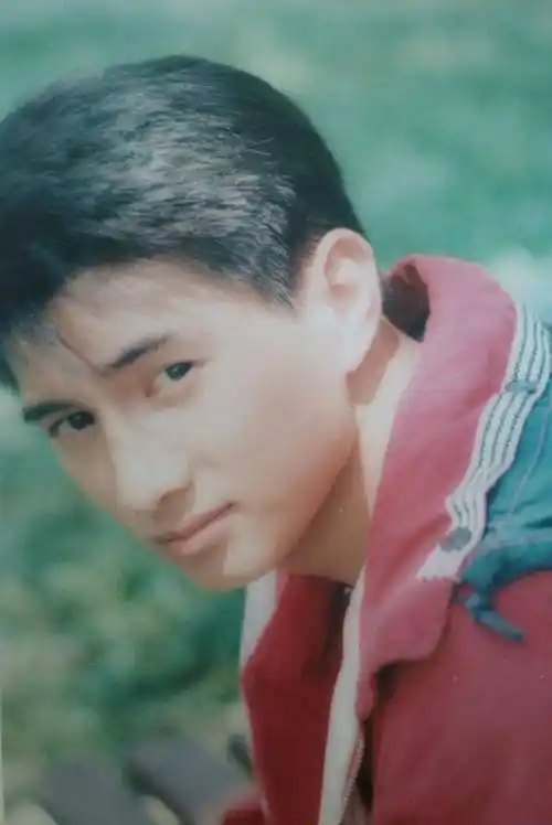 相恋三年,负债累累,吴奇隆找了刘诗诗,蔡少芬找了张晋