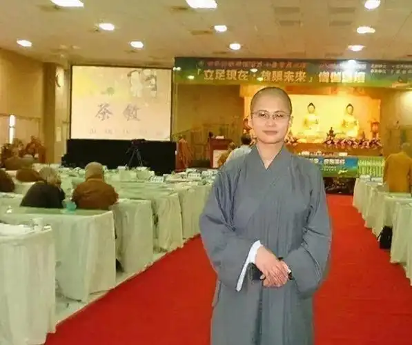 妙乐法师:俩亲姐先后出家,不顾父母挽留也入空门,24岁成住持