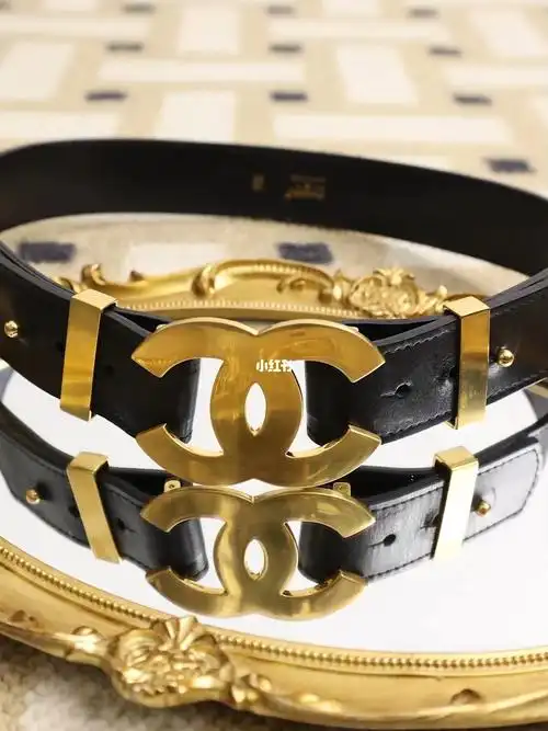 logo超显眼 #chanel   #chanel   #香奈儿   #魔都中古店   #宝藏