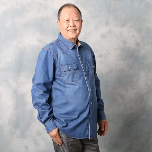 春装新品中老年男特大号加肥加大码牛仔长袖衬衫肥佬胖子休闲衬衣