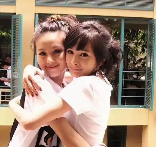 细扒刘诗诗杨幂的现状才发现85花们的婚姻收获幸福的并不多