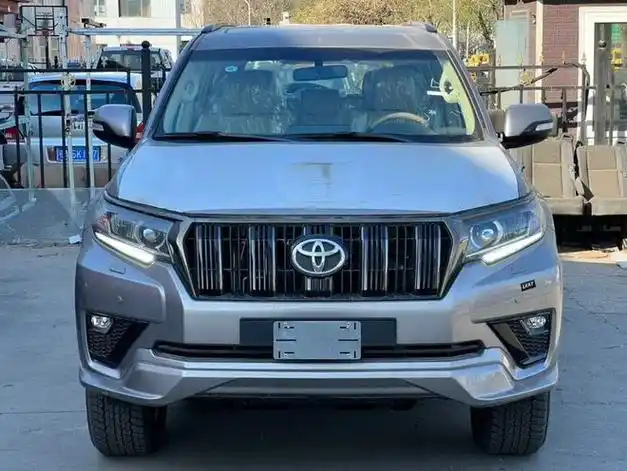 23款丰田普拉多霸道港口特价50余万