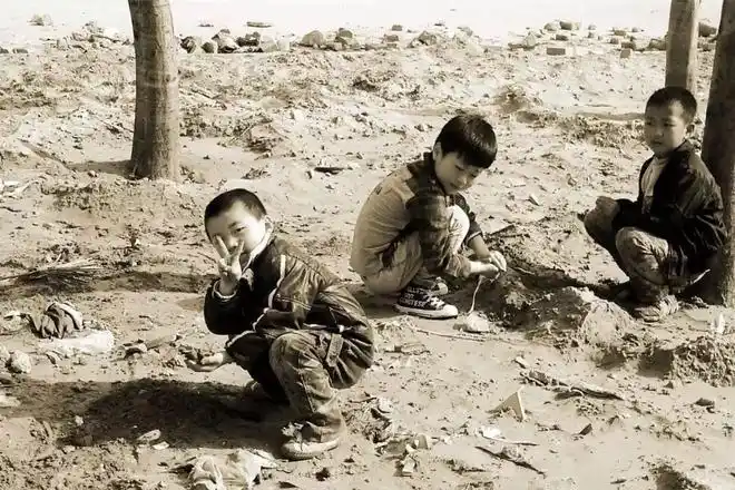 "衣服脏了能换,这种欢乐复制不了"|天性|童年趣事|巴学园|大自然_网易