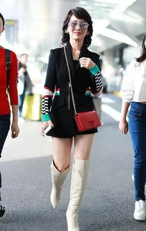 69岁赵雅芝未修图曝光!