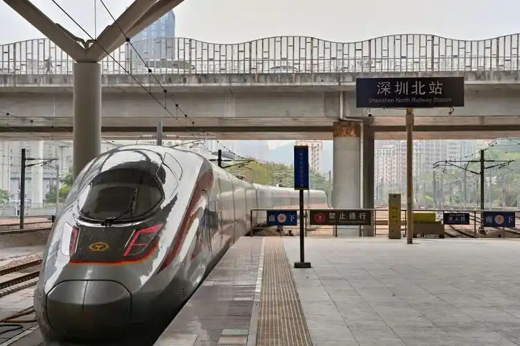 每周六增开4列跨境高铁广深港跨境高铁增加至192列