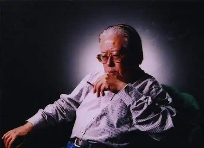 原创灭绝师太严敏求49岁才出道结婚54年与丈夫依旧恩爱如初