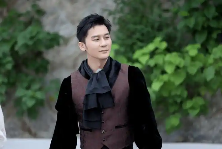 兄弟团为爱而"乐",《奔跑吧》第十季感受音乐治愈力_爱乐者_乐器_李晨