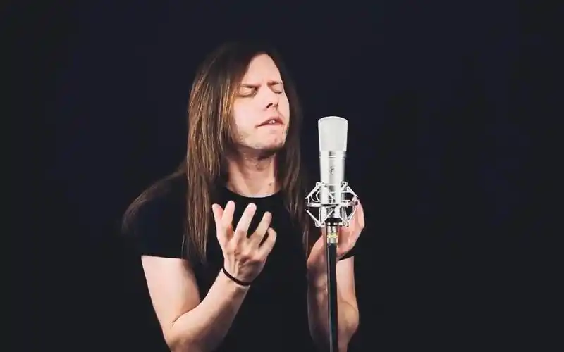 翻唱steelheart摇滚乐队主唱超高音翻唱shesgone超正