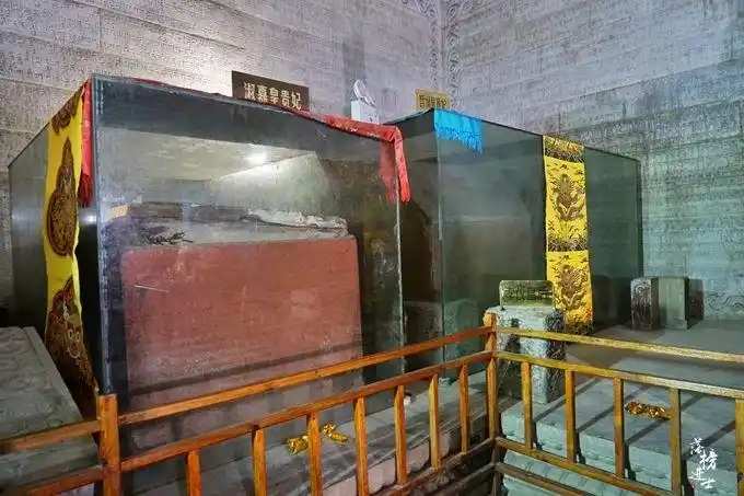 唐山清东陵唯一开放的帝陵地宫里面极其奢华充满了神秘和传奇