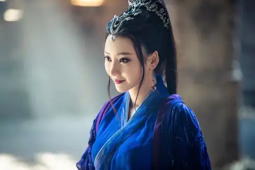 柳岩武动乾坤气场爆棚演大boss眼神坚毅杀气足