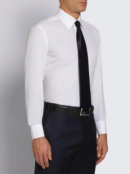 "衣橱必备"系列海军蓝色棉质正装衬衫