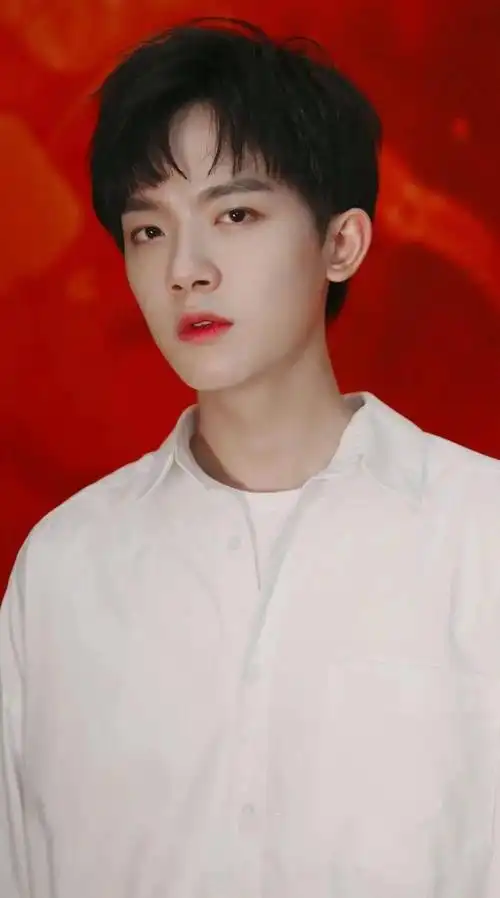 手机壁纸李明德