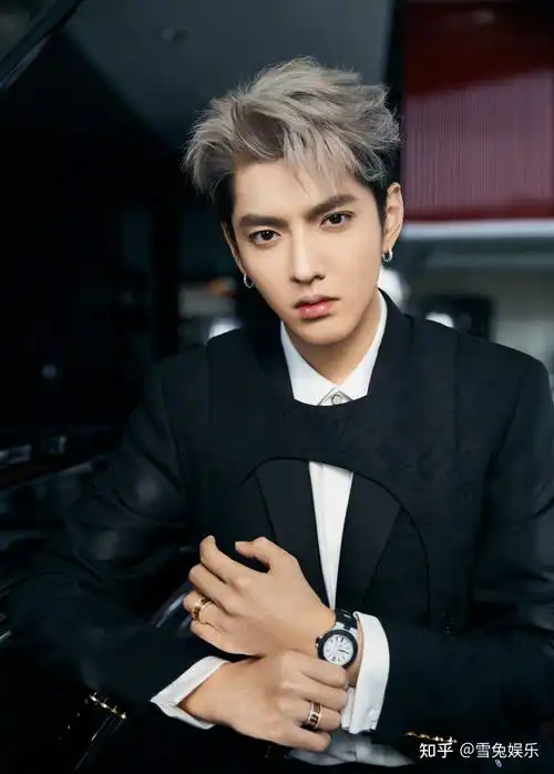 吴亦凡包场和女生看电影,女方疑是陈紫怡,现已分手 - 知乎