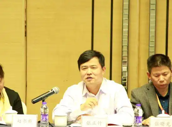 每周茶事丨茶市长张正竹,奈雪,瑞幸,香港茶博