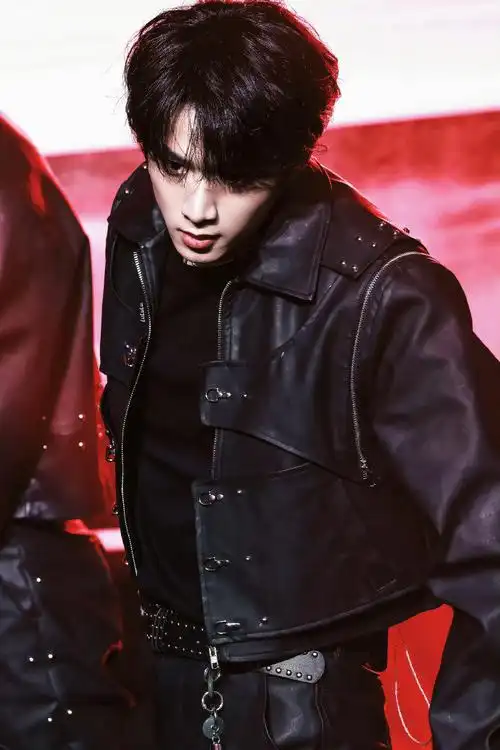 时代少年团gq舞台照