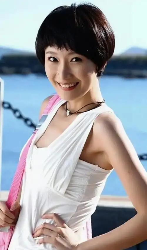 肖涵唯美清纯高清写真惊艳迷人