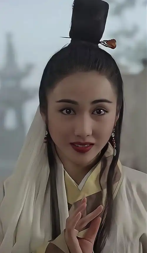 看了黎姿版周芷若才知什么是盛世美颜