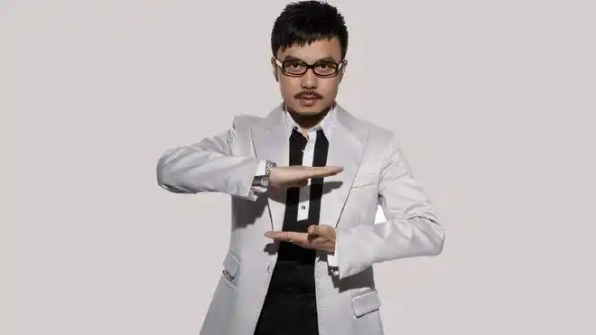 天天向上的主持人当中,年轻时最帅的竟然是钱枫