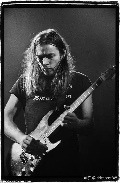 摇滚史上有名的吉他大师很多,技术好的乐手也在不断地涌现.