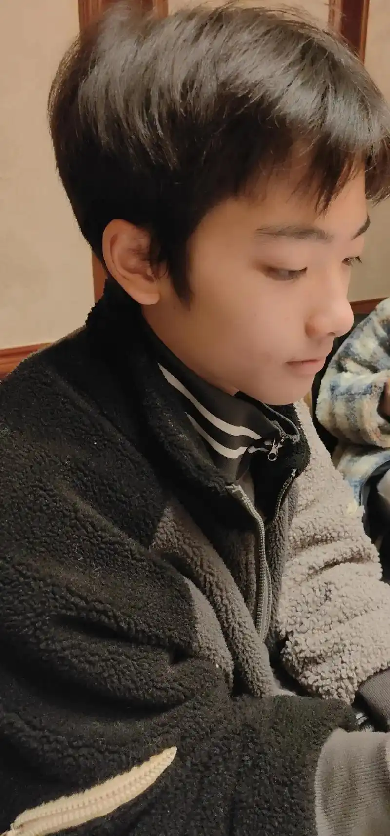 16岁了但周岁只有14岁的少年姐姐说我拍的照片不好看