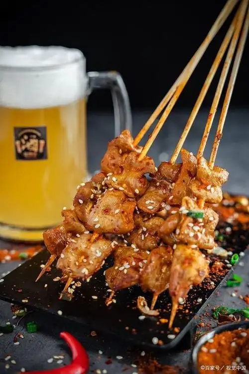 乐至烧烤,这是四川资阳乐至县的特色烧烤,也是每年都会举办的烧烤节.