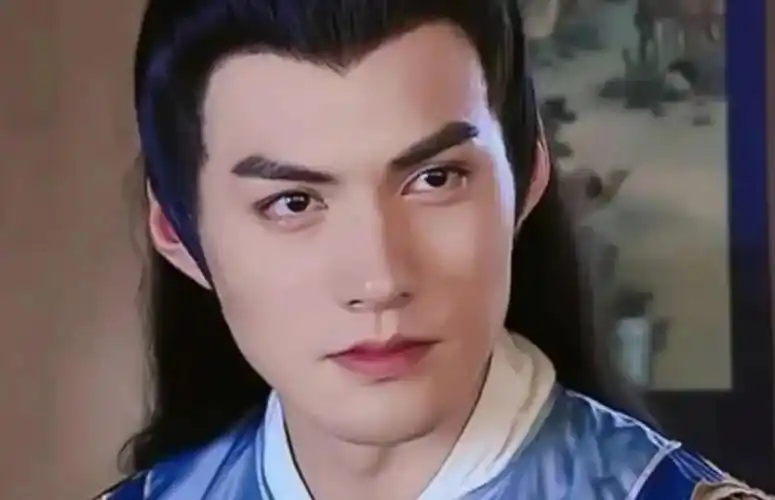 这8位男星的桃花眼太迷人!自带风情不说,眉目传情中还透着苏感