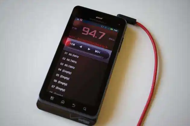 手机上在手机上安装收音机功能不可行了吗?