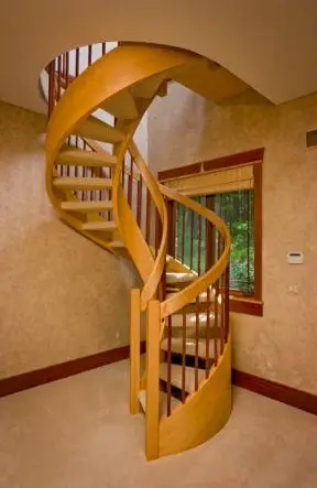 小户型旋转楼梯效果图