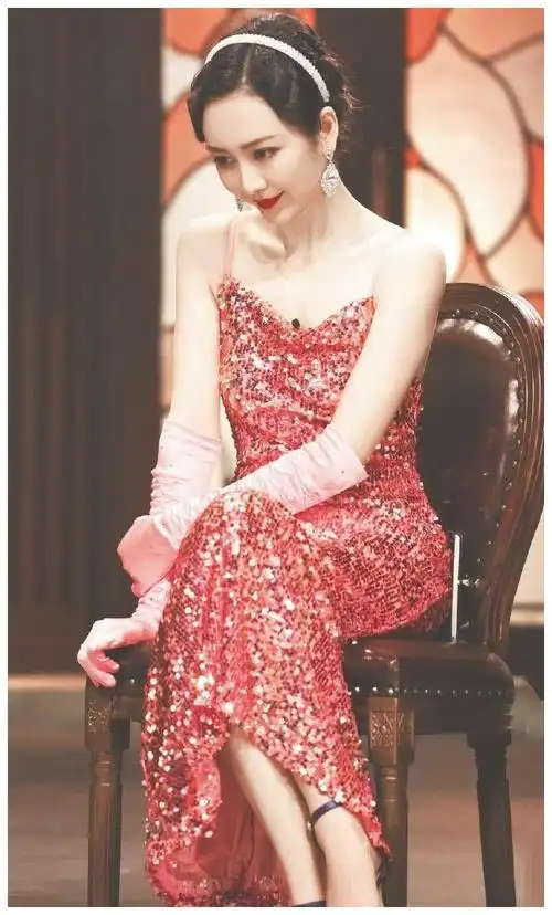 王鸥因家庭原因,至今单身一人__财经头条