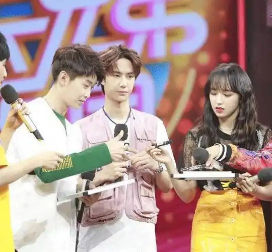 原创王一博队友公布恋情女方的身份被全网反对冲动是魔鬼