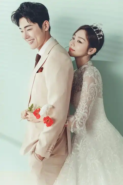 唯美韩式婚纱照婚纱照风格欣赏-重庆乐玛婚纱摄影婚纱照图片-赞耶