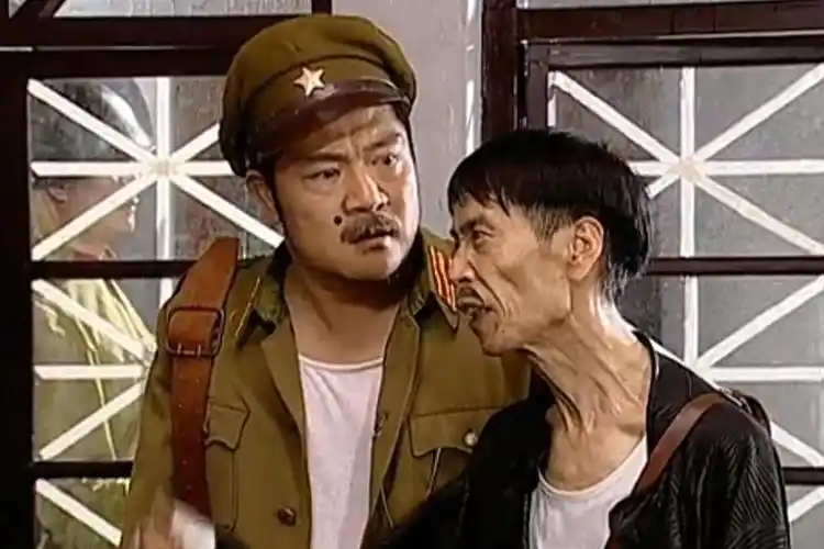 《地下交通站》里贾贵和黄金标,他们"谁管谁"?