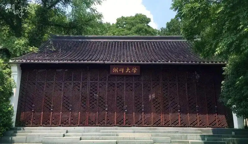 湖畔大学阿里系大学挑一所最爱的企业大学走,去看看学校简章小编已经