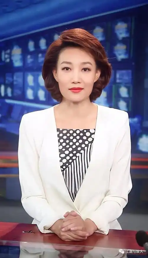 年过40岁还未婚的8位央视女主持人最后一位曾经还是高考状元