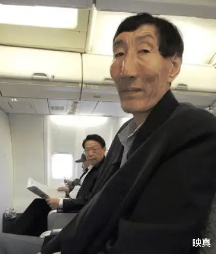 世界第一高鲍喜顺不听医生劝阻生孩子儿子10岁时身高16米