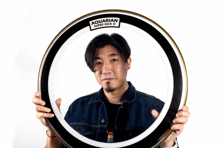 朴树乐队鼓手德恒成为aquarian鼓皮国际代言人