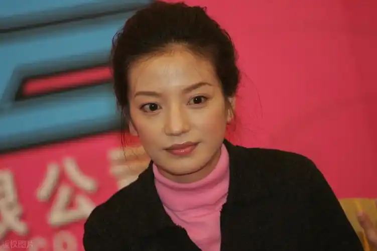 马云的老婆赵薇,马云的老婆是不是赵薇