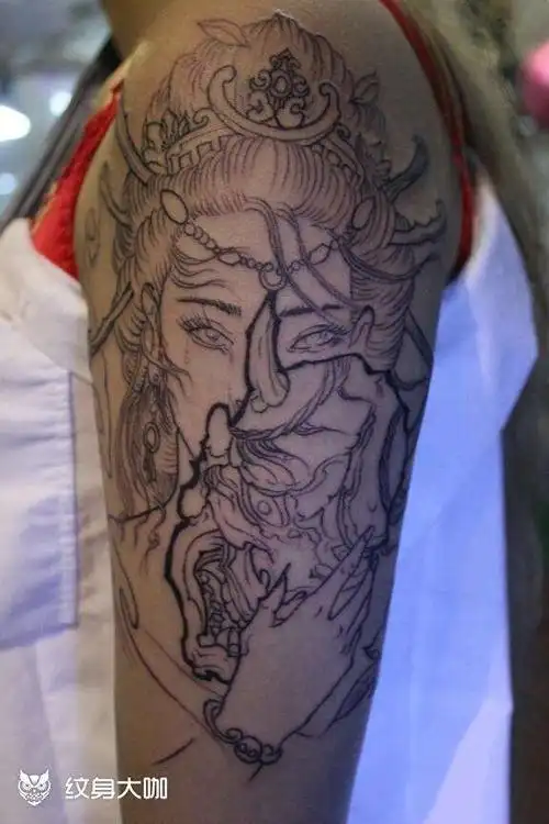 手臂纹身图案艺伎纹身传统艺伎_纹身图案手稿图片_何生的