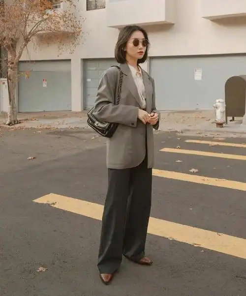 小个子女生的西服穿搭大赏即使身高155cm也能穿出高阶气质