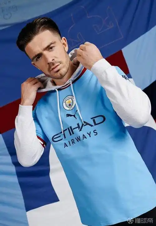 pumax曼城202223赛季主场球衣发布