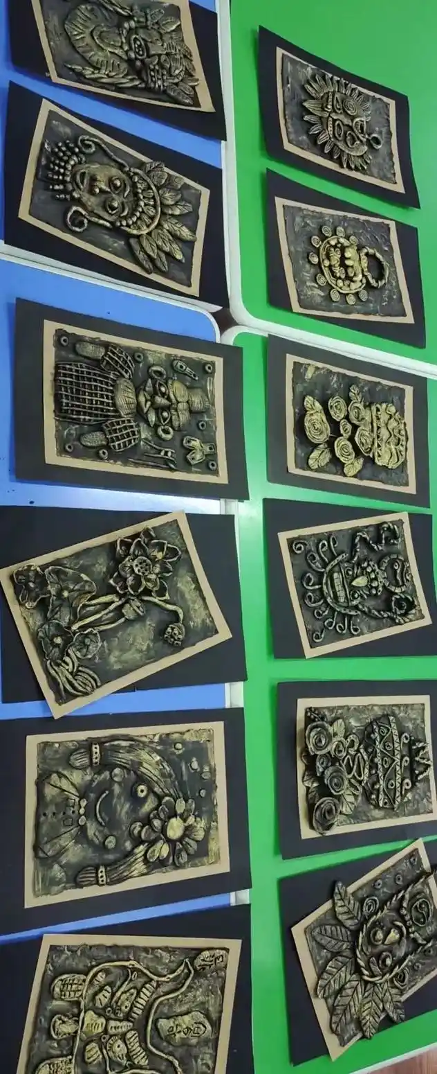 仿铜浮雕画#金苹果幼儿园 - 抖音