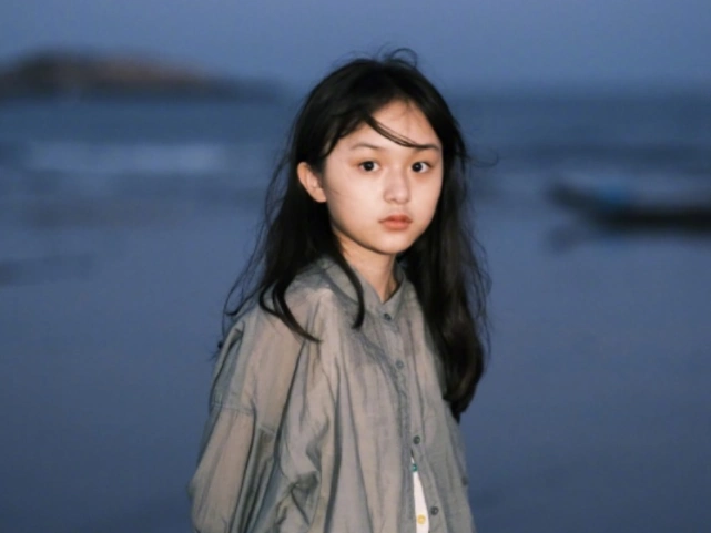 雷佳音女儿悄悄长大五官精致气质脱俗初恋女神宝座稳了