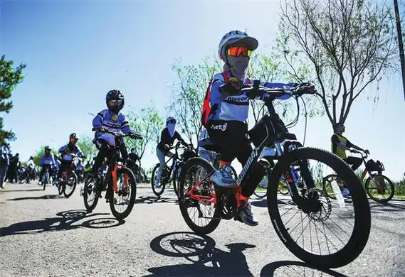 内蒙古自治区"奔跑吧·少年"儿童青少年主题健身活动启动