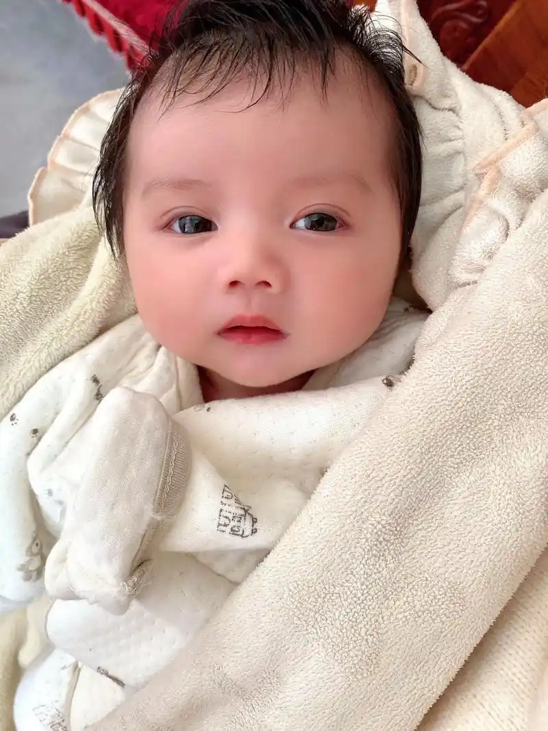把一个5斤小宝贝养成7.5斤了(非早产婴儿)#吃了乌梅子酱的小可爱