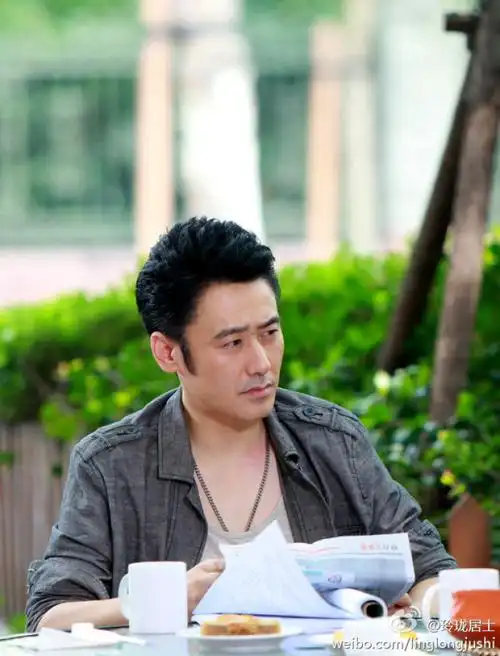 《心术》剧照 高富帅--霍思邈