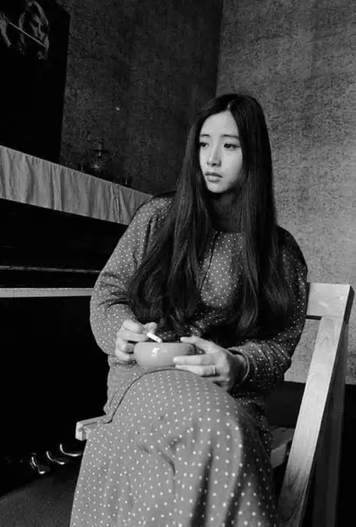 旧影:八十年代女性老照片,想不到那么美