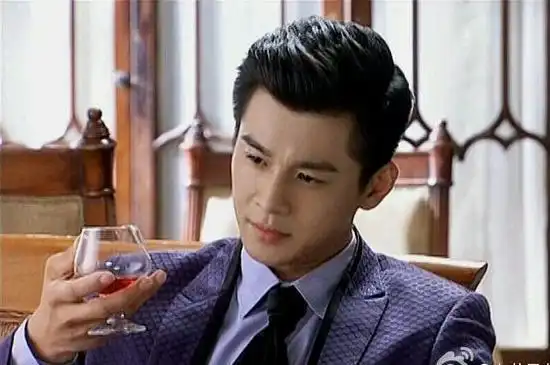 "乔美人"乔振宇民国造型盘点,《烽火佳人》周霆琛领跑最帅男主