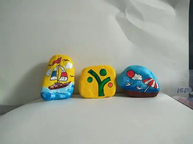 牵艺画室石头画手工作品