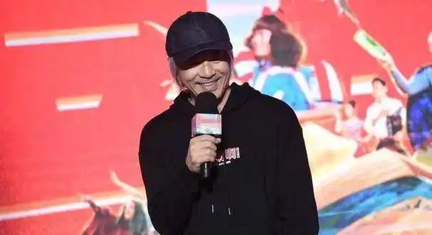 原创59岁周星驰与17岁港姐曝乌龙恋情事件或许他和朱茵才是真爱