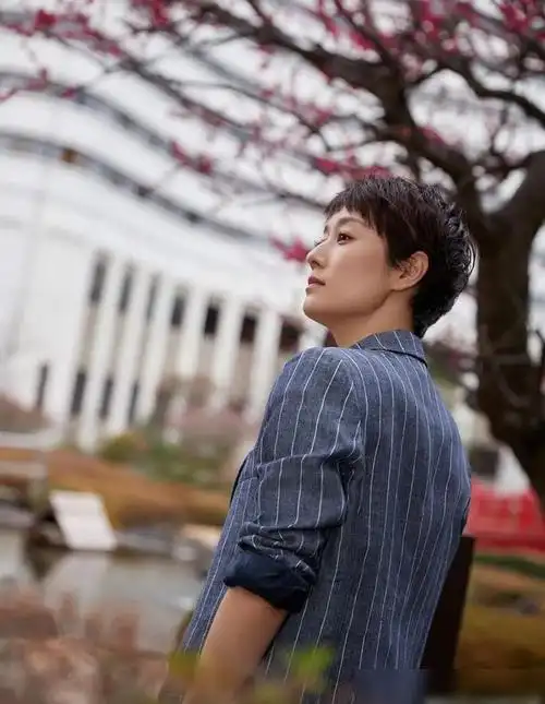 同样的年龄马伊琍屏幕上甜蜜互动撒狗粮而她却无戏可演